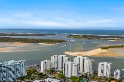 Property photo of 703/41 Labrador Street Labrador QLD 4215