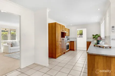 Property photo of 93 Denton Park Drive Rutherford NSW 2320