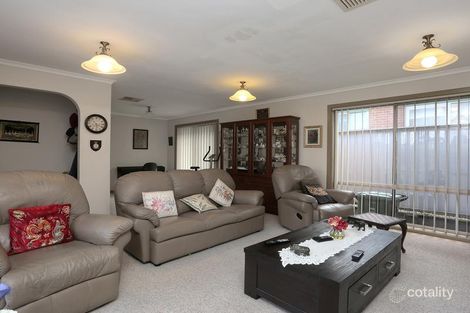 Property photo of 1/4 Lang Road Mount Waverley VIC 3149
