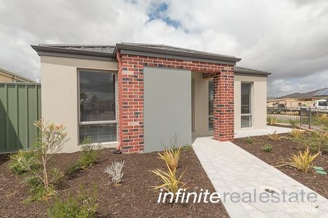 51 Cilantro Pkwy, Seville Grove, WA 6112