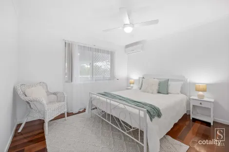 Property photo of 3 Apunya Close Riverhills QLD 4074