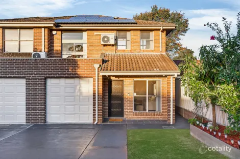 Property photo of 3 Carinya Road Girraween NSW 2145