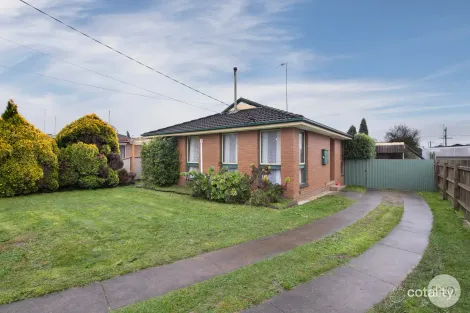 8 Dermot St, Wendouree, VIC 3355