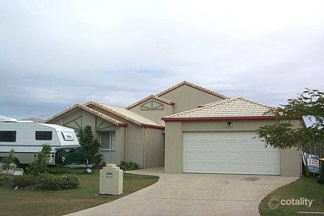 Property photo of 17 Headsail Drive Banksia Beach QLD 4507
