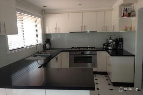 Property photo of 10 Shawlands Drive Tullamarine VIC 3043