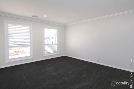 Property photo of 77 Bradman Drive Boorooma NSW 2650