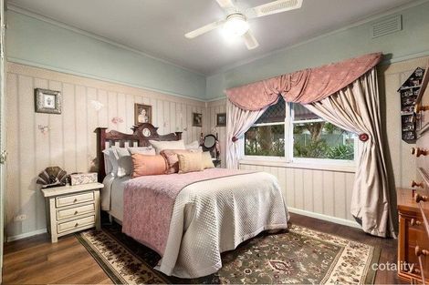 Property photo of 13 Surrey Street Ringwood VIC 3134
