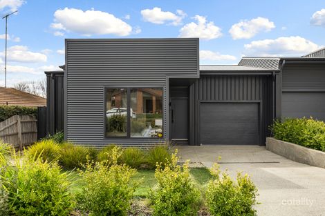3b Jacobs Ave, Kyneton, VIC 3444