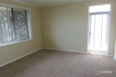 Property photo of 1/441 Warrigal Road Burwood VIC 3125