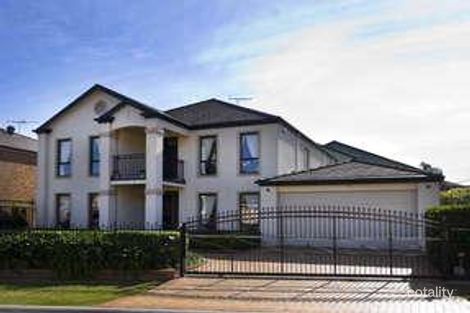 Property photo of 11 Kiernan Crescent Abbotsbury NSW 2176