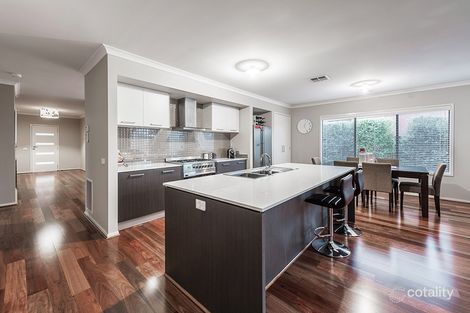 Property photo of 8 Northcroft Street Craigieburn VIC 3064