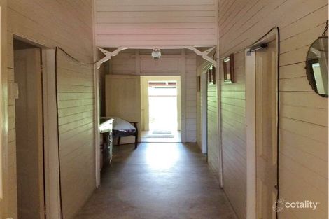 Property photo of 10 Armstrong Street Hermit Park QLD 4812