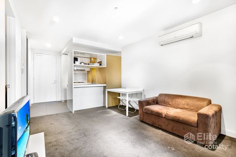Property photo of 1501/33 Mackenzie Street Melbourne VIC 3000