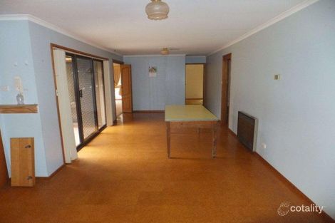 Property photo of 5 Nulty Drive Robinvale VIC 3549