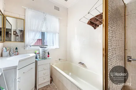 Property photo of 64 Whitaker Street Old Guildford NSW 2161