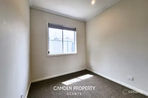 Property photo of 4 Malachite Road Eagle Vale NSW 2558