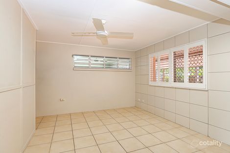 Property photo of 25 The Esplanade Pallarenda QLD 4810