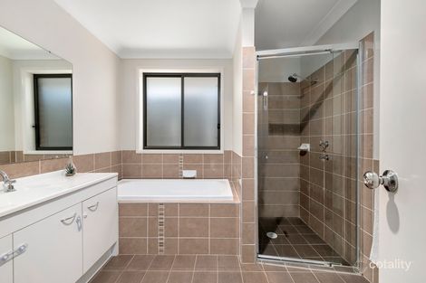 Property photo of 10 Garton Road Spring Farm NSW 2570