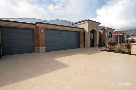 Property photo of 11 Waring Heights Baldivis WA 6171