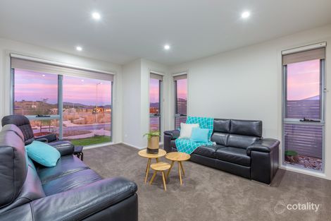 Property photo of 1 Utz Street Coombs ACT 2611