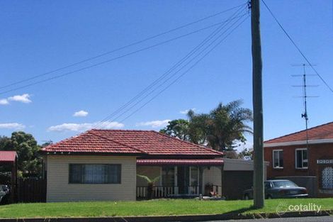 10 Roberts Ave, Barrack Heights, NSW 2528