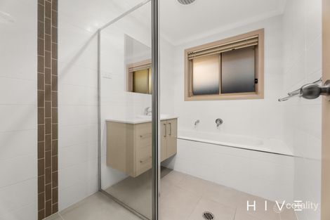 Property photo of 2 Joan Bradley Street Franklin ACT 2913