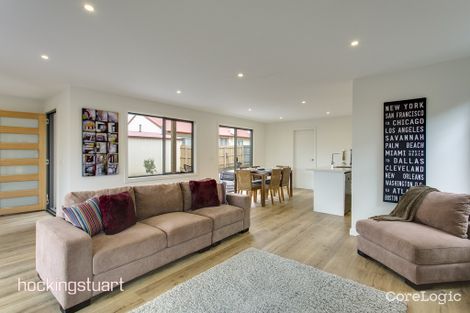 Property photo of 2/3 Pengana Street Rosebud VIC 3939