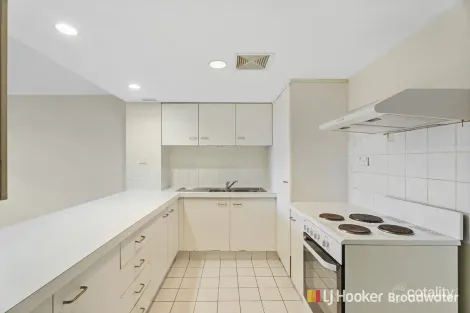 Property photo of 2/79 Government Road Labrador QLD 4215