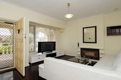 Property photo of 24 Andrews Road Wilson WA 6107