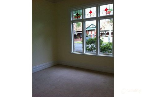 Property photo of 39 Dinsdale Street Albert Park VIC 3206