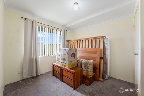 Property photo of 41 Antonio Circuit Port Kennedy WA 6172