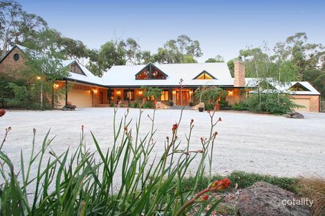Property photo of 281 Cambridge Road Mooroolbark VIC 3138