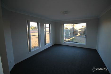 Property photo of 2 Mallow Street Westbrook QLD 4350