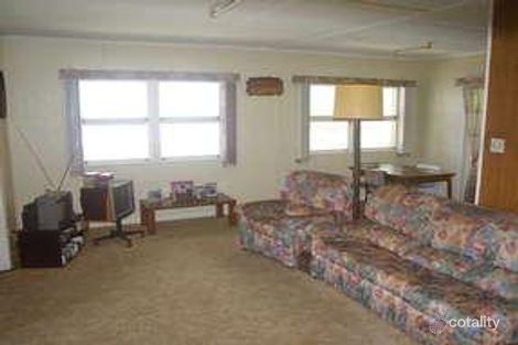 Property photo of 25 Robertson Road Eastern Heights QLD 4305