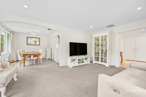 Property photo of 5 Pelham Close Chapman ACT 2611