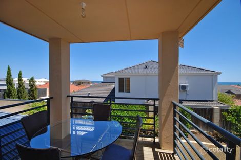 Property photo of 19 Bantry Bend Mindarie WA 6030