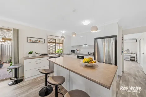 Property photo of 27 Regency Drive Regents Park QLD 4118