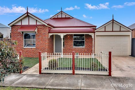 Property photo of 32 Girraween Crescent Craigieburn VIC 3064