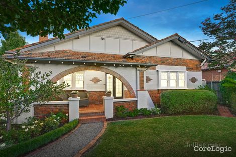 Property photo of 14 Cairnes Grove Bentleigh VIC 3204