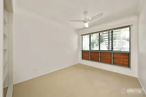 Property photo of 34 Adelaide Park Road Yeppoon QLD 4703