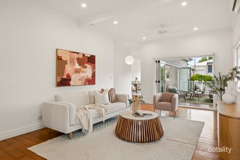 Property photo of 152 Ekibin Road East Tarragindi QLD 4121