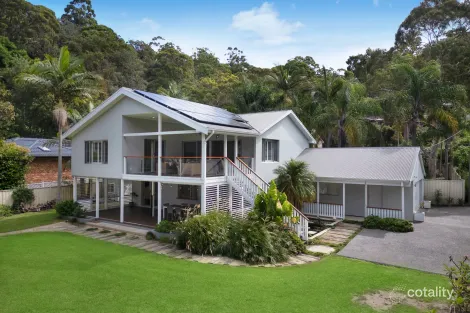 Property photo of 11 Goondi Close Horsfield Bay NSW 2256