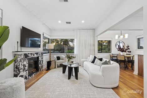 5 Templetonia Cres, City Beach, WA 6015