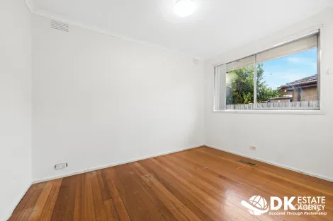 Property photo of 31 Novara Parade St Albans VIC 3021