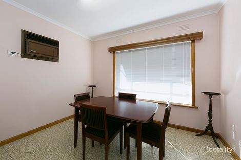 Property photo of 35 Stradbroke Drive St Albans VIC 3021