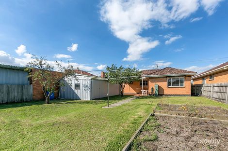 Property photo of 35 Stradbroke Drive St Albans VIC 3021