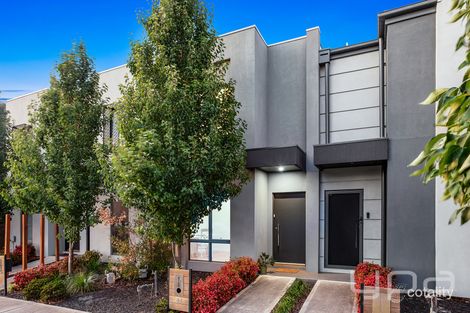 81 Waterhaven Bvd, Point Cook, VIC 3030