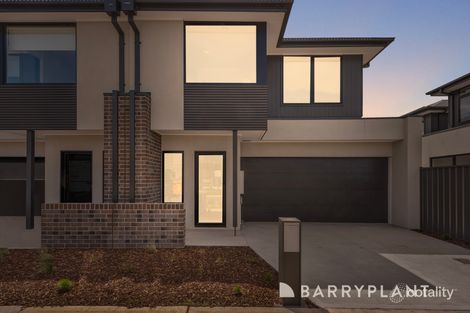 40 Hemingway Dr, Rockbank, VIC 3335