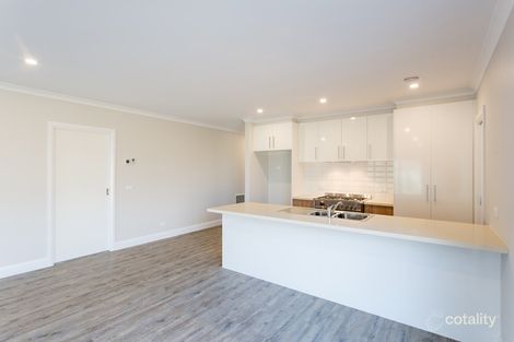 Property photo of 16 Jasmine Crescent Ballan VIC 3342