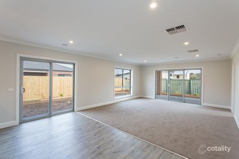 Property photo of 16 Jasmine Crescent Ballan VIC 3342